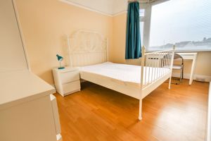 Photo 30- click for photo gallery